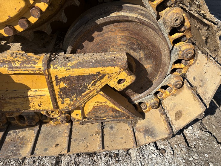 caterpillar-d6m-image-50