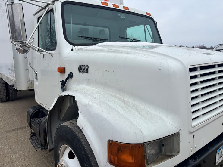 2000-international-4700-image-12