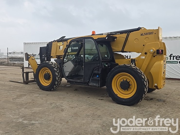 2018-caterpillar-tl1055d-image-3