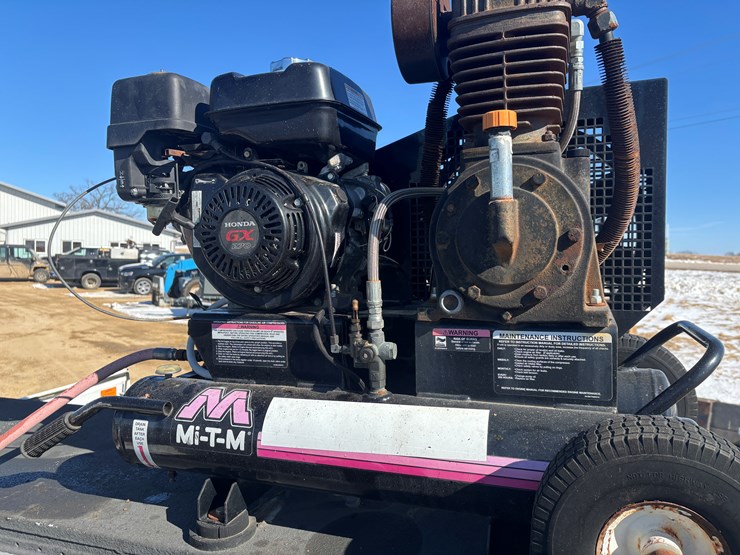 2011-miller-bobcat-225-image-60