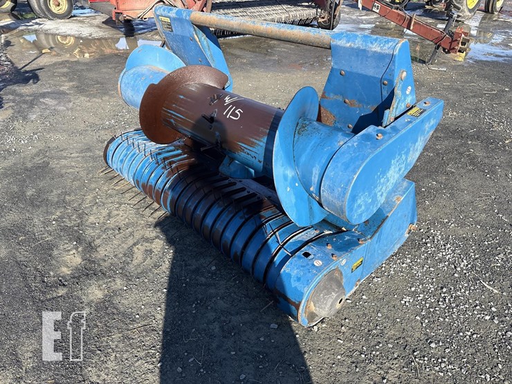 1981-ford-670-image-12