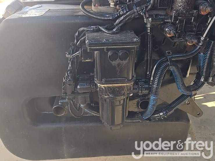 2020-freightliner-m2-106-image-53