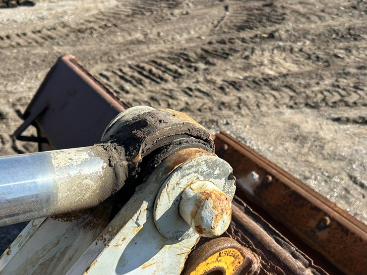 takeuchi-tw80-image-13