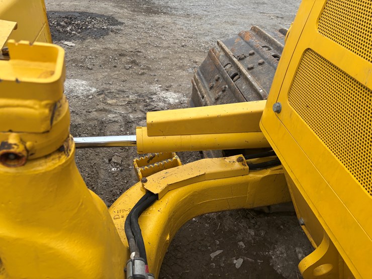 2021-komatsu-d39-image-45