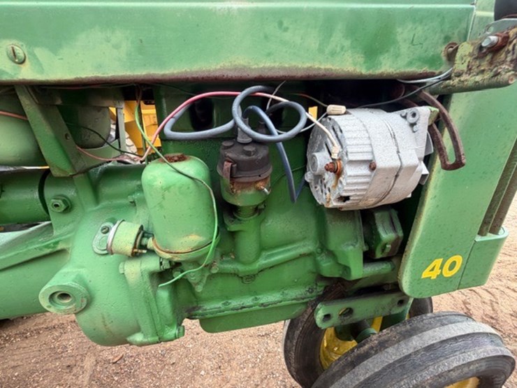 john-deere-40-image-28