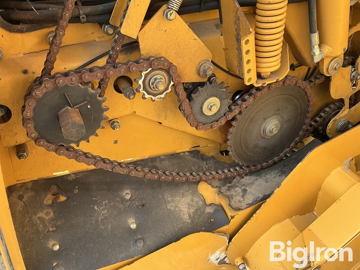 2015-vermeer-605n-cornstalk-special-image-19