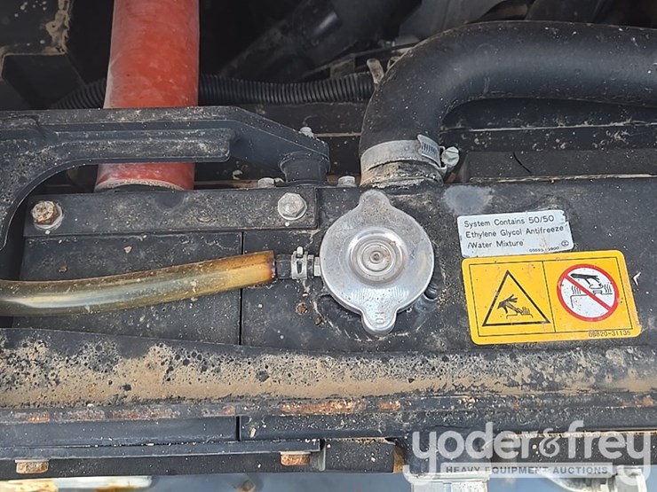 2023-takeuchi-tl12v2-image-51