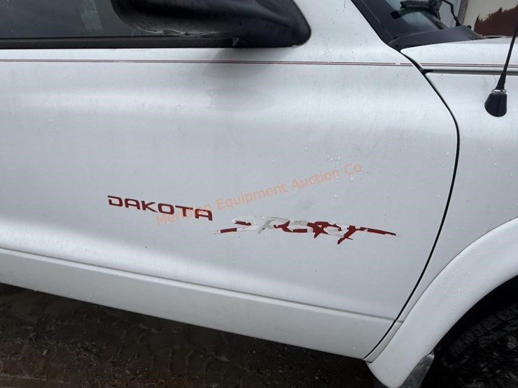 1999-dodge-dakota-image-13