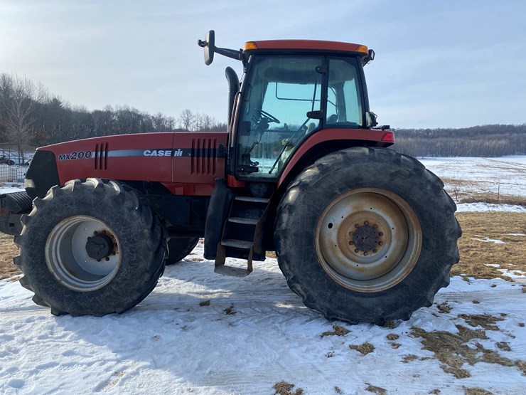 #120-•-2001-case-mx200-magnum-tractor-(colfax,-wi)-image-10