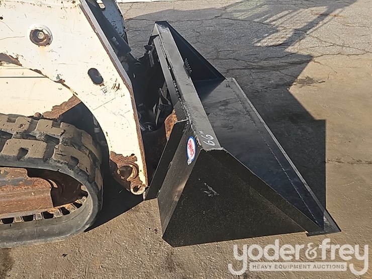 2019-bobcat-t450-image-12