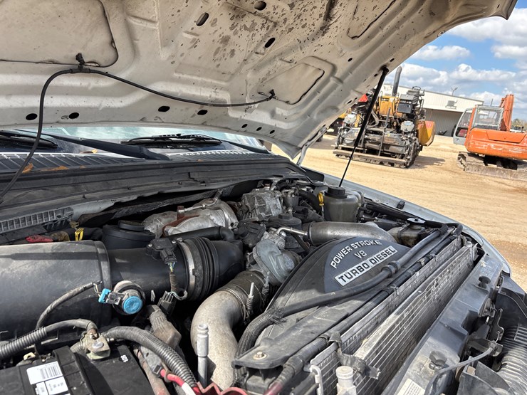 2008-ford-f550-image-28