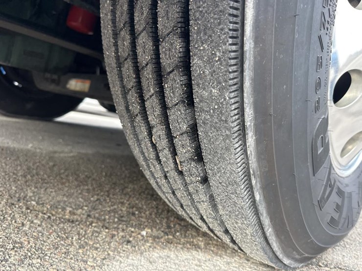 2018-volvo-10-image-56