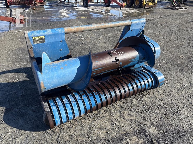 1981-ford-670-image-11