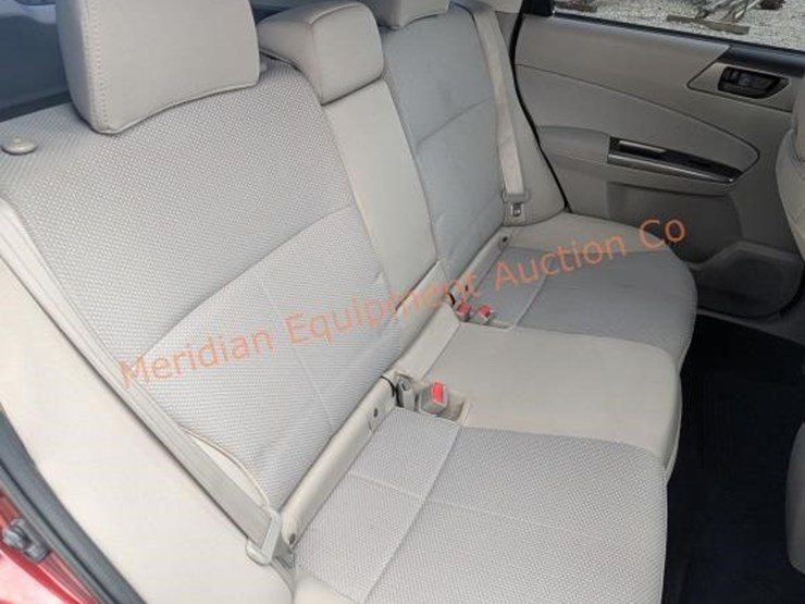 2013-subaru-forester-image-12