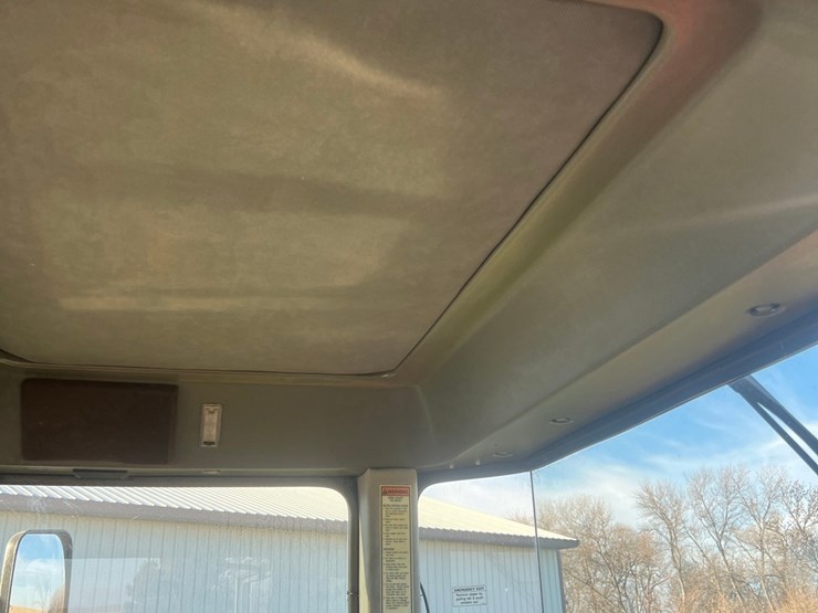 case-ih-9390-image-38