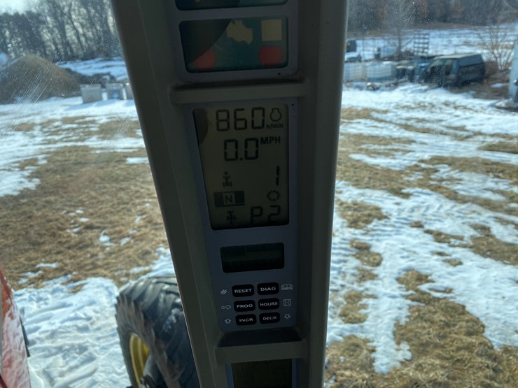 #125-•-2001-case-mx200-magnum-tractor-(colfax,-wi)-image-51