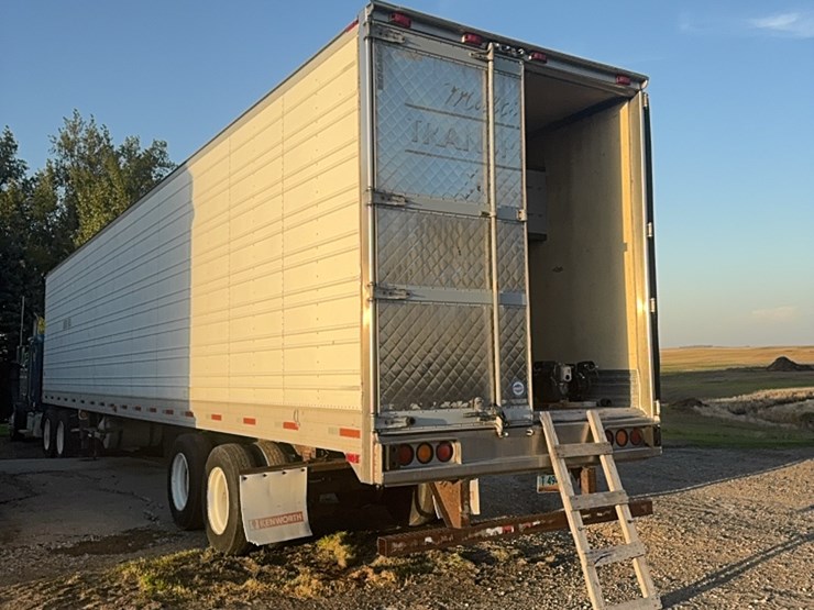 1996-sprayer-trailer,-48’,-fully-equipped-with-three-mixing-cones,-two-pumps,-hoses-,-four--1650-gallon-poly-tanks,-fully-plumbed,-complete-sprayer-setup,-ready-to-use-image-2