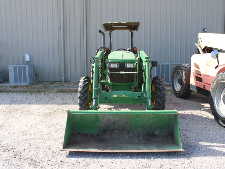 john-deere-5075e-image-3
