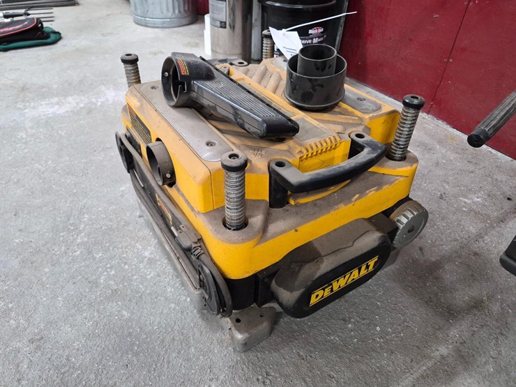 dewalt-planer-image-3