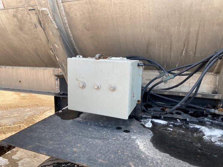 1980-trailmobile-tanker-image-18