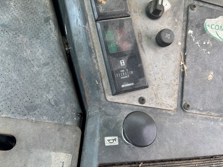 #1869-•-2012-combilift-cl-8011-multi-directional-forklift-image-37