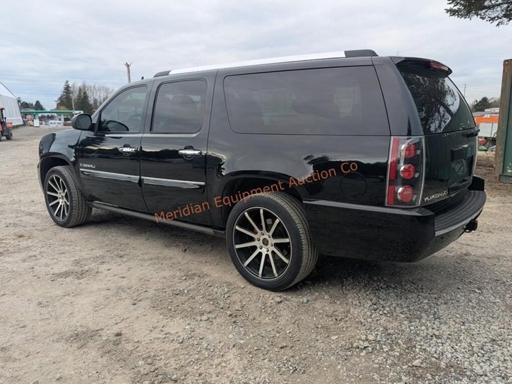 2007-gmc-yukon-xl-denali-image-3