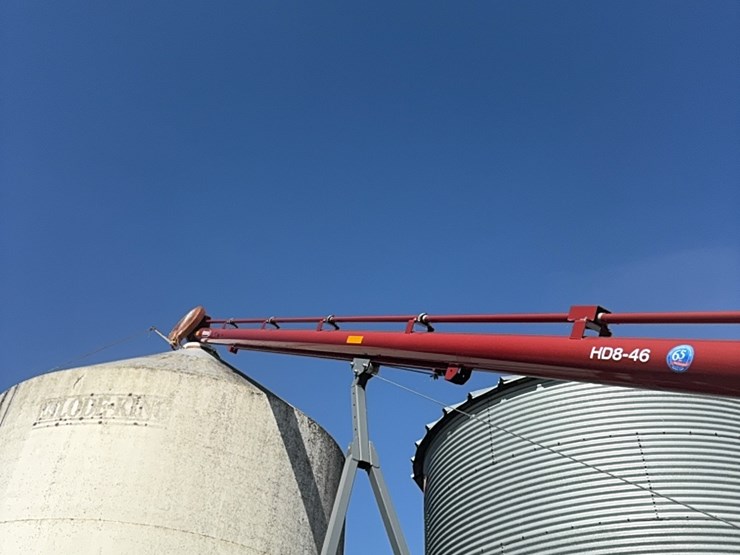 meridian-grain-auger-8“-x-46‘,-used-little,-like-brand-new,-motor-is-220-single-phase,-7.5-hp-image-2