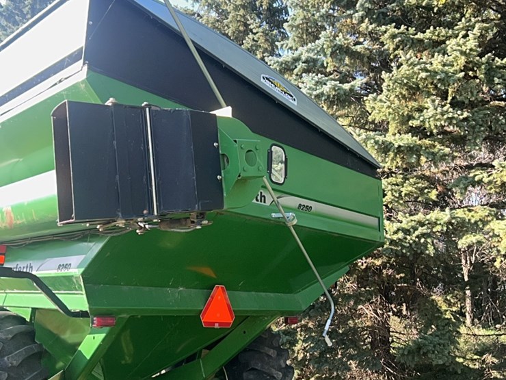 2006-unverferth-8250-image-19