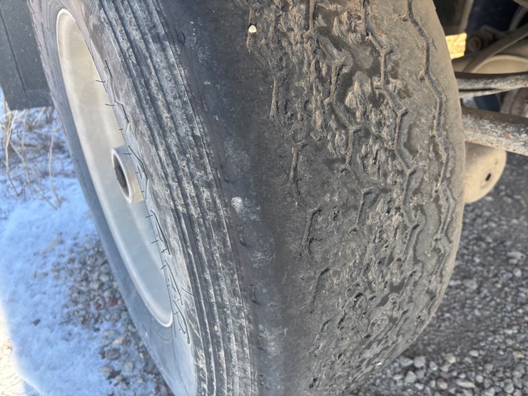 #2292-•-1991-cornhusker-pup-trailer-image-37