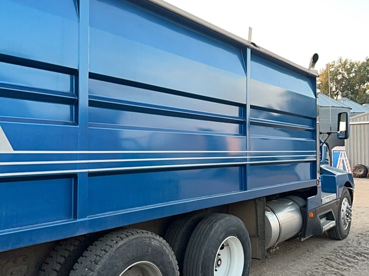 1990-kenworth-t600-image-67