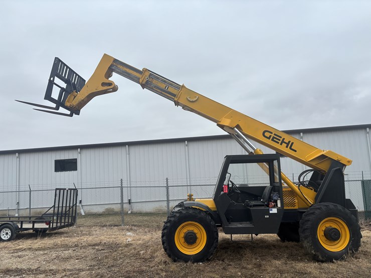 #2310-•-2004-gehl-rs8-telehandler-image-44