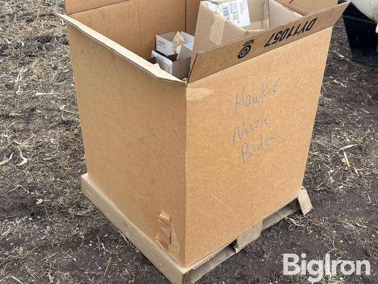 john-deere-hawkie-nozzle-bodies-image-8