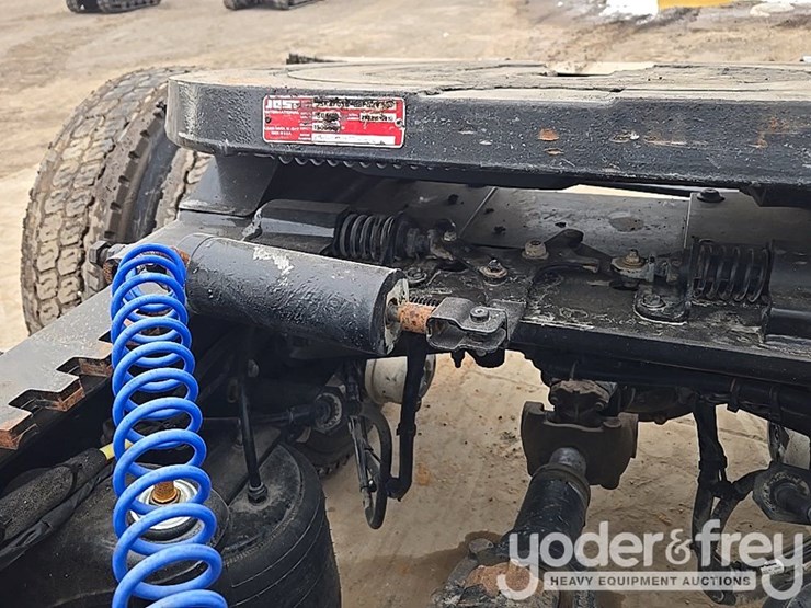 2019-peterbilt-579-image-38