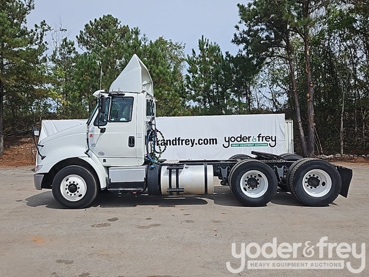 2017-international-8600-image-2