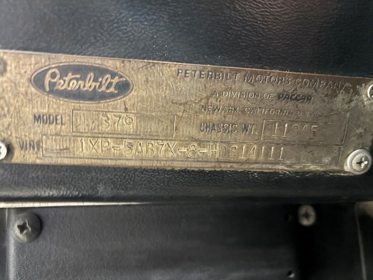 1987-peterbilt-379-image-90
