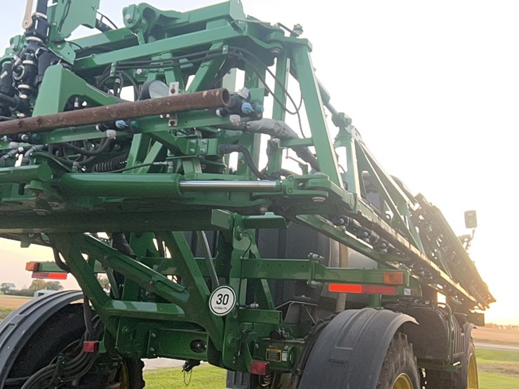 2014-john-deere-r4030-image-144