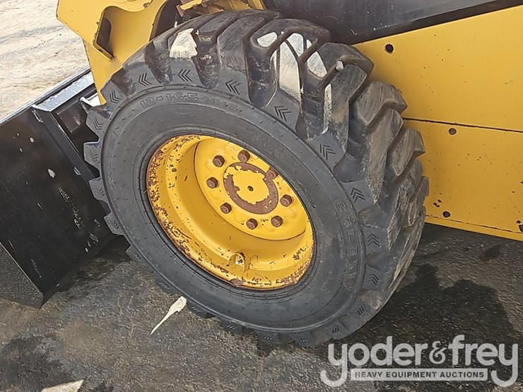 2021-caterpillar-226d3-image-13