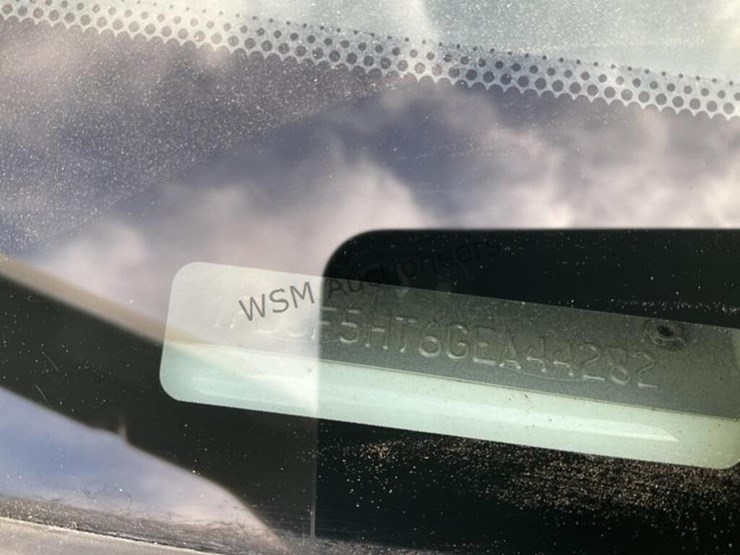 2016-ford-f550-image-17