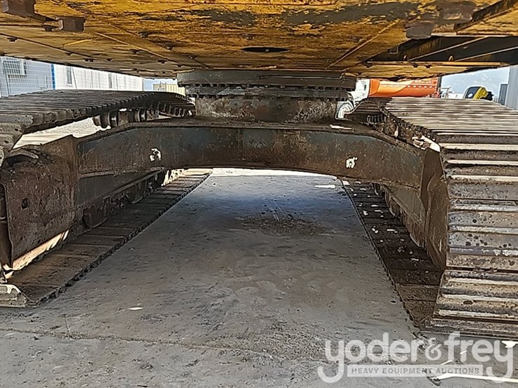 2017-komatsu-pc360-lc-11-image-22