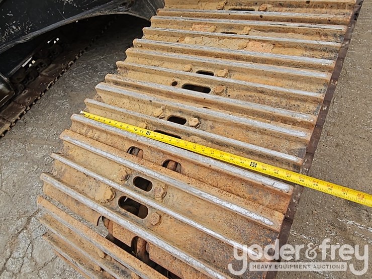 2019-komatsu-pc228us-lc-image-17