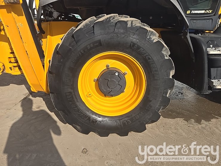 2017-jcb-3cx-image-74