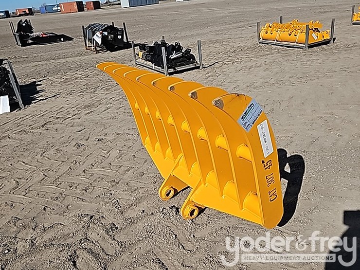 caterpillar-307-image-1