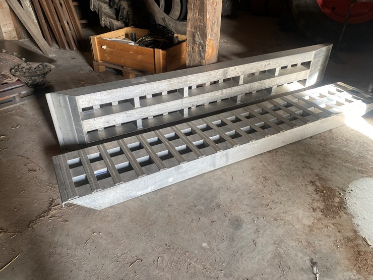 #572-•-2002-doonan-48'-step-deck-semi-trailer-with-ramps-(has-wi-title)-(reedsville,-wi)-image-26