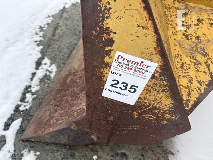 massey-ferguson-320-image-23