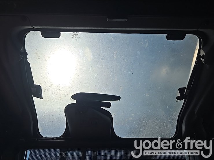 2017-volvo-ec350el-image-85