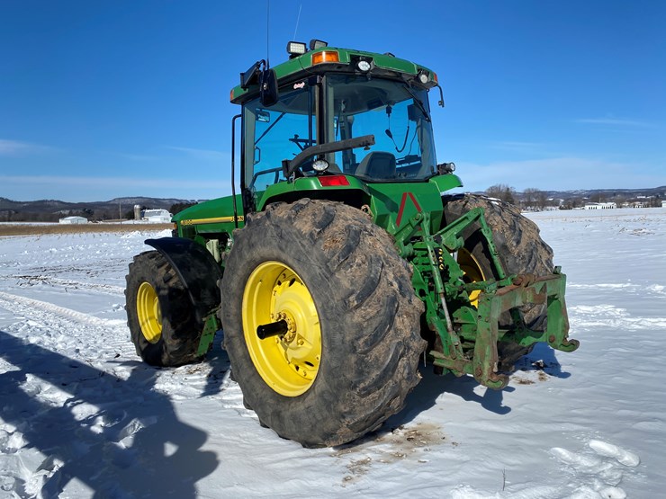 john-deere-8100-image-10