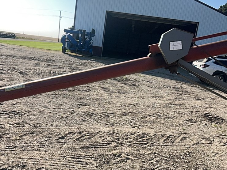 7-“x-37’sakundiak-model-hd-7–-1200-auger-with-7.5-hp-baldor-single-ph-220-electric-motor-image-25