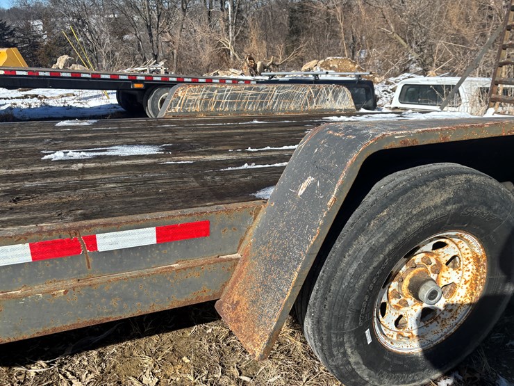 #2271-•-approx.-23'-equipment-trailer-image-9