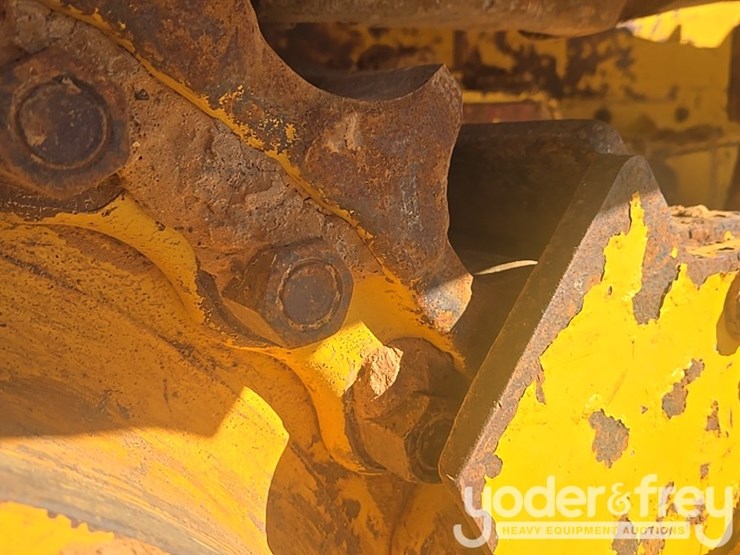 2018-komatsu-d51px-24-image-24