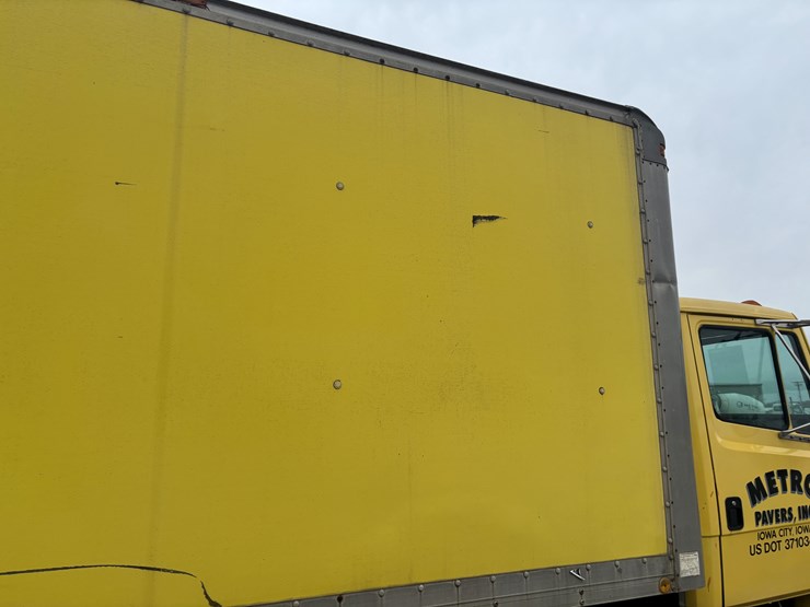 #2269-•-1992-freightliner-box-truck-image-36